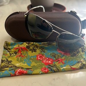 Maui Jim brand, Pilot MJ-210-17 made in Japan